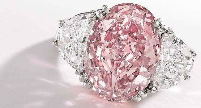 Chiêm ngưỡng 15 chiếc nhẫn cưới đắt nhất thế giới có giá hàng tỷ đồng
